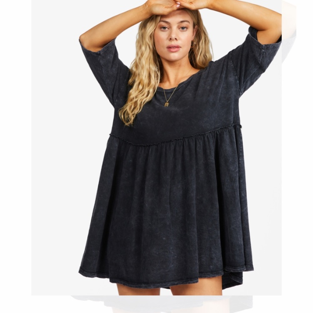 NWT Billabong babydoll t-shirt dress